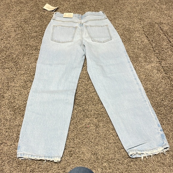 Jeans - Picture 2 of 6